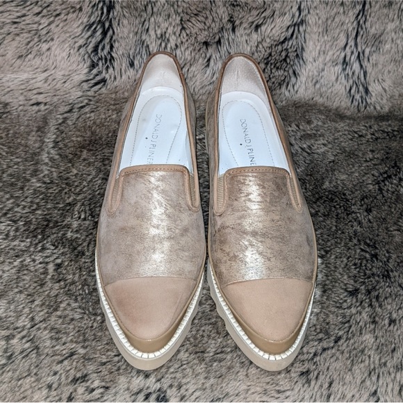 Donald J. Pliner Beliz Modern Slip-On Platino Women's 6 - Picture 3 of 13